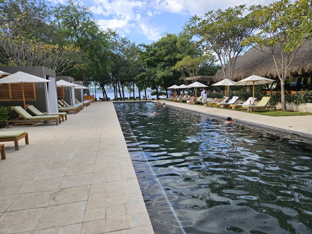 Pool area at the El Mangrove, a place to relax.